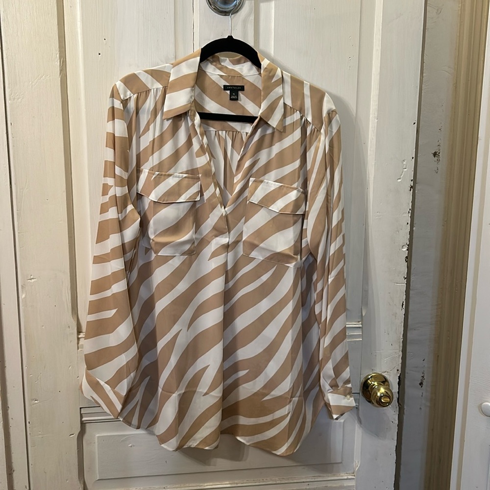 Ann Taylor Animal Print Camp Shirt, size XL